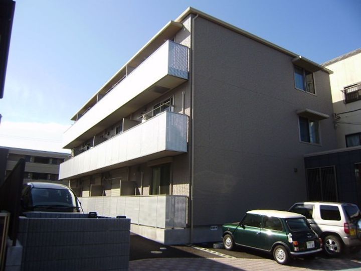 ラ・シャペルリー湘南平塚の外観