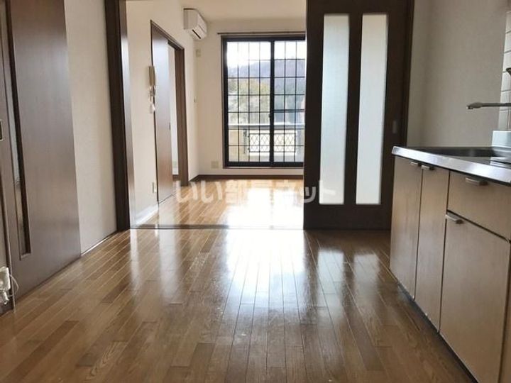 シュトラール弐番館の居間