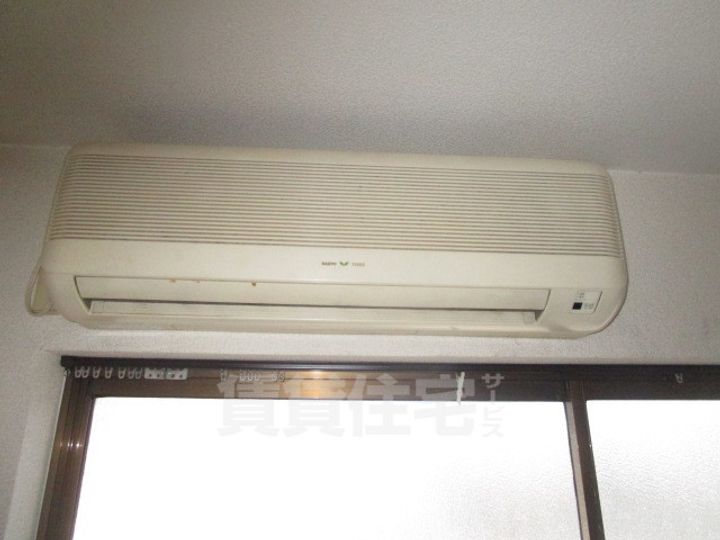 穂積ビルの内装