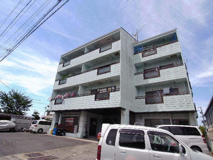 三浦シティーハイツの外観