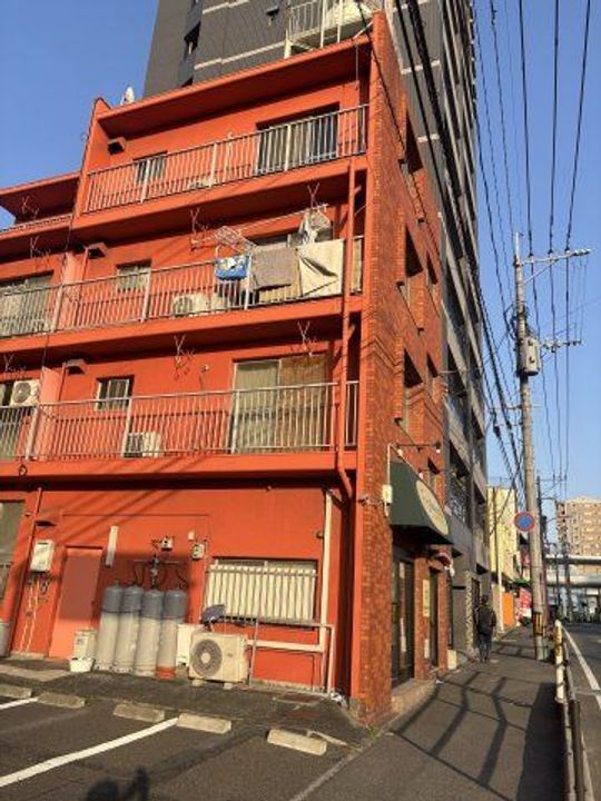 レ・サンク・シャの外観