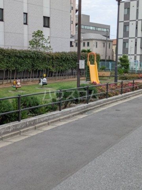 ライスランド2番館の周辺