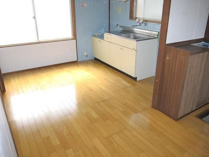 くろがねコーポの居間