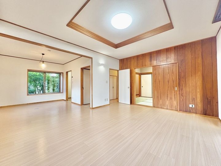 神奈川県横浜市戸塚区鳥が丘(一戸建)の賃貸物件の居間