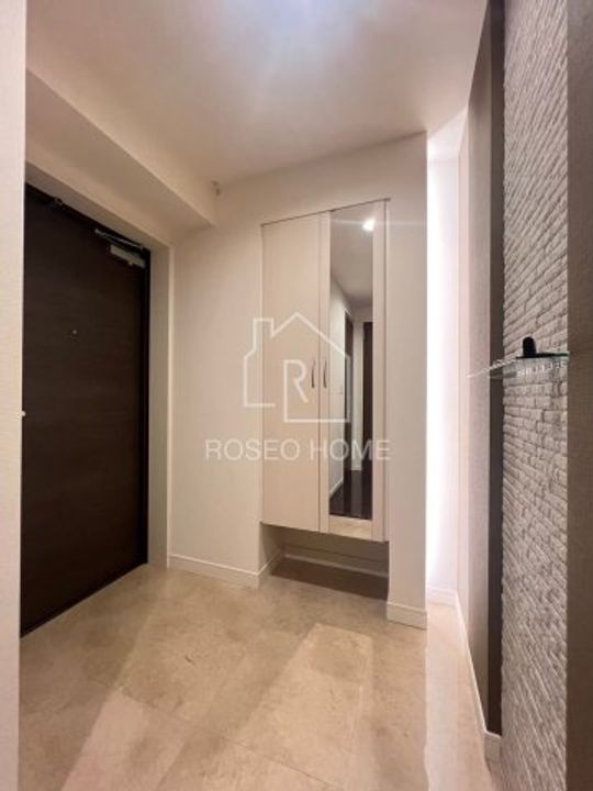 大阪府大阪市中央区釣鐘町2(マンション)の賃貸物件の玄関