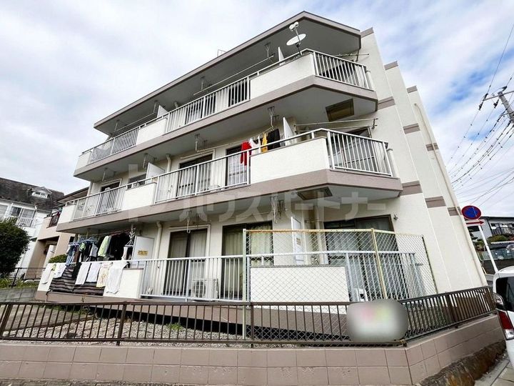 コーポ三樹の外観