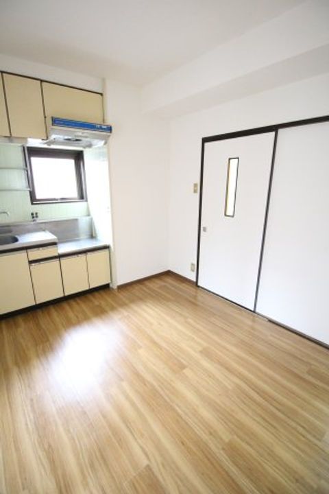 大阪府大阪市東淀川区菅原3(マンション)の賃貸物件の居間