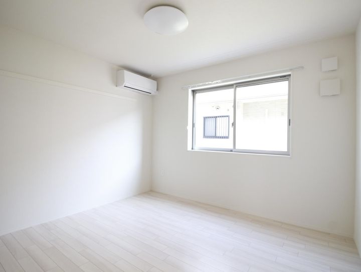 ルナ クレセンテIIIの内装