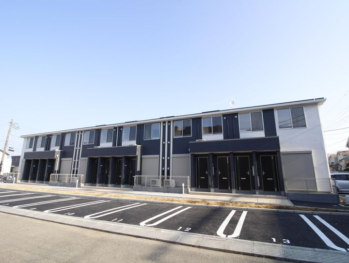 ルナ クレセンテIIIの外観