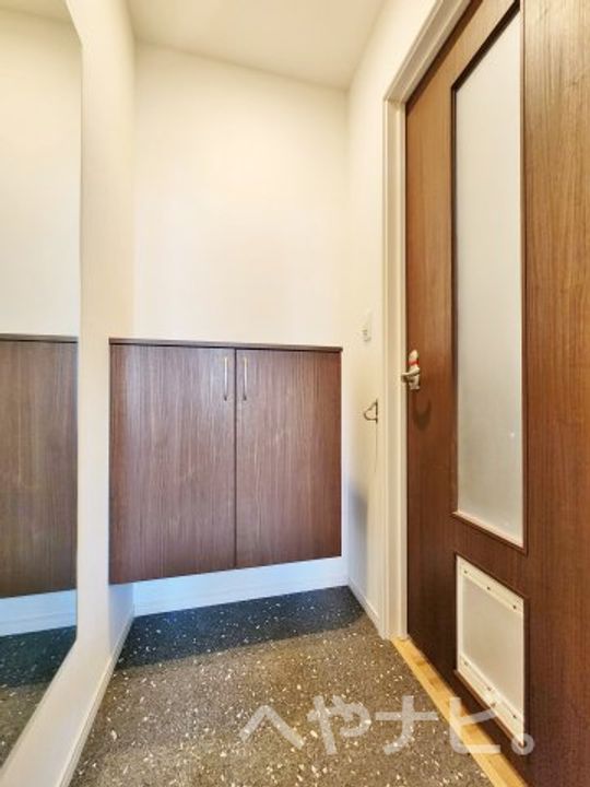 愛知県名古屋市昭和区滝子通4(アパート)の賃貸物件の玄関