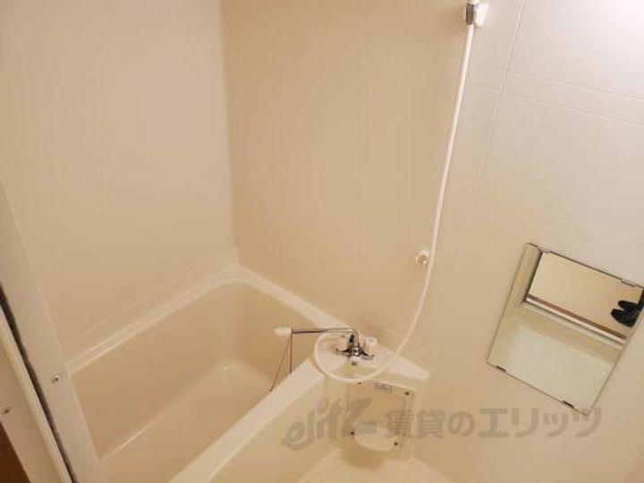 インテリオルの風呂