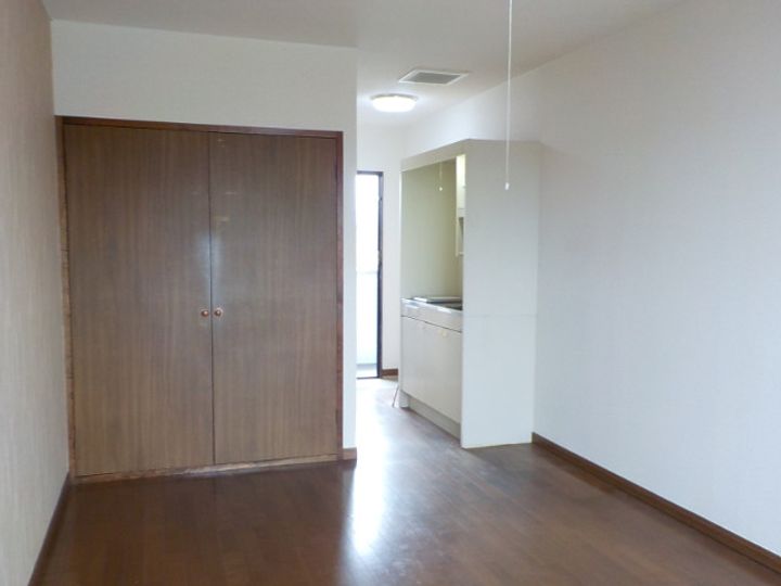 静岡県浜松市浜名区都田町(マンション)の賃貸物件の居間