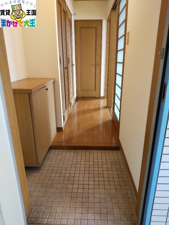 マウントアレンジビルの玄関