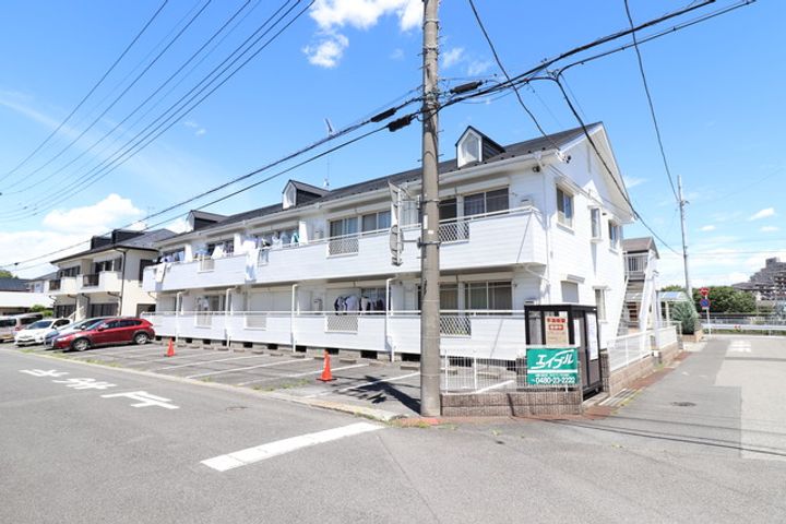 ホワイトバーチの外観