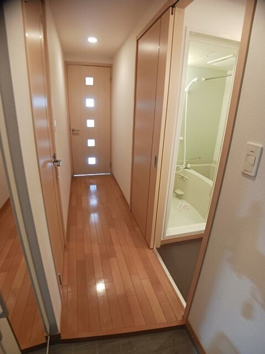 リョーアイの玄関