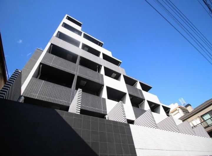 東京都新宿区改代町(マンション)の賃貸物件の外観