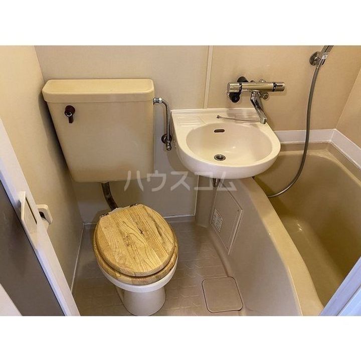 梶ヶ谷スチューデントパレスの内装
