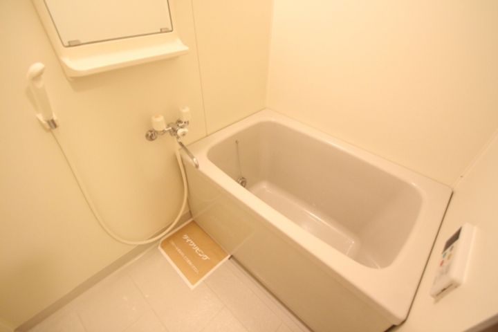 カーサヴィオレッタ A棟の風呂