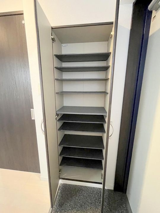 メゾンドソレイユ下荒田の地図