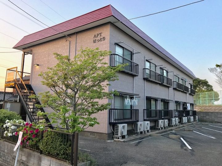 APTはっとりの外観