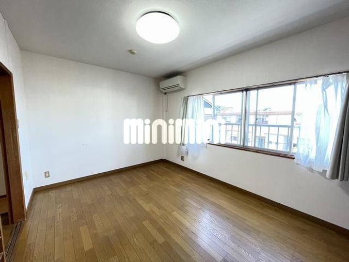 WHITE HOMEの居間