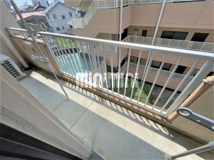 津IN COURT練木 ノースコートの内装