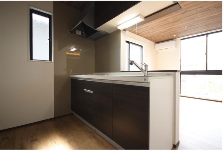 ユーソニアン安政町Aのキッチン