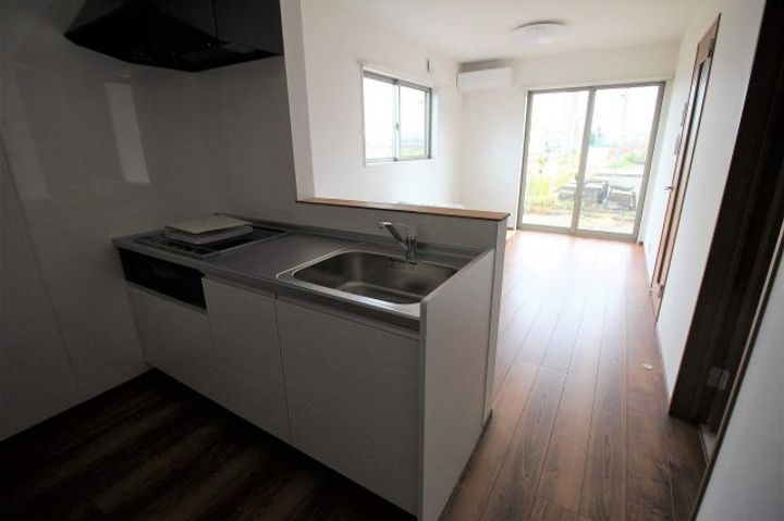 富山県高岡市福岡町福岡新(一戸建)の賃貸物件のキッチン