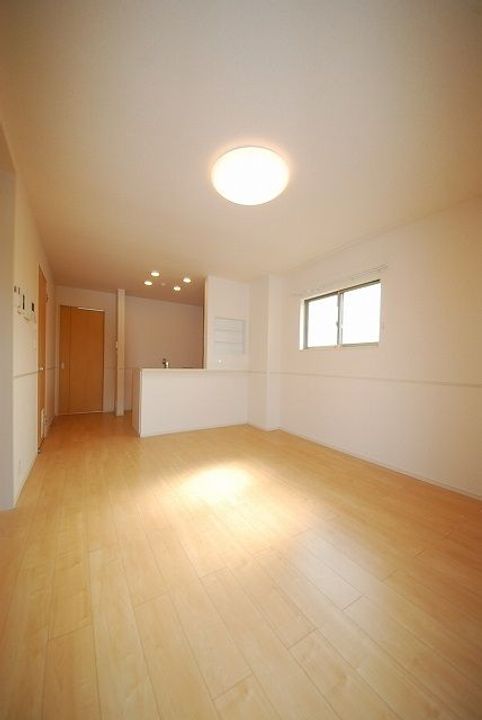 サンハウス小川 IIIの居間