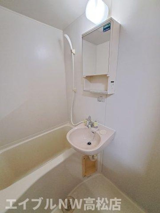 サマックスファミーユの風呂