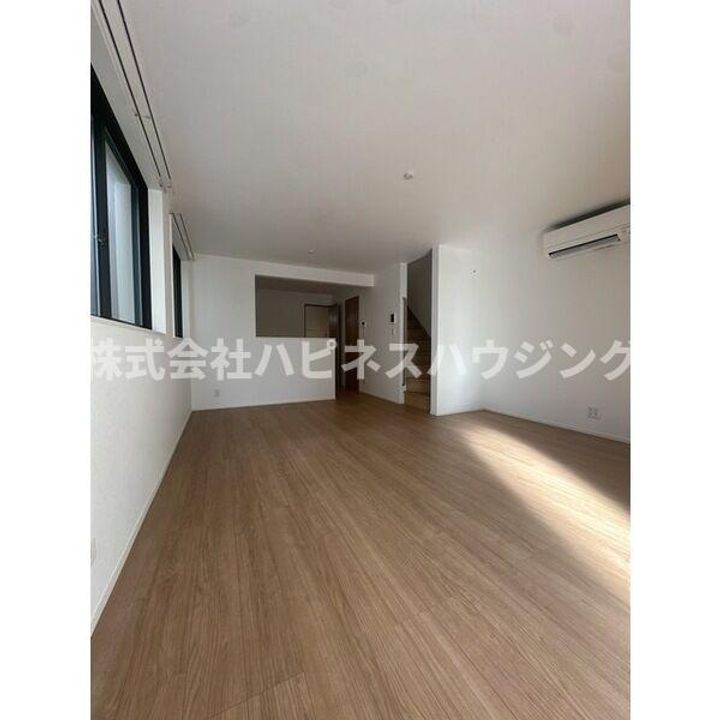 千葉県流山市美田(一戸建)の賃貸物件の居間