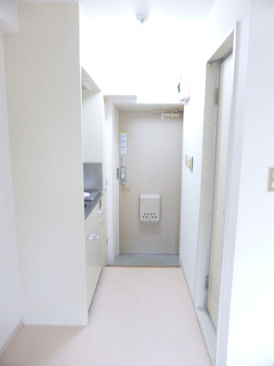 東村山ペガサスビルの玄関