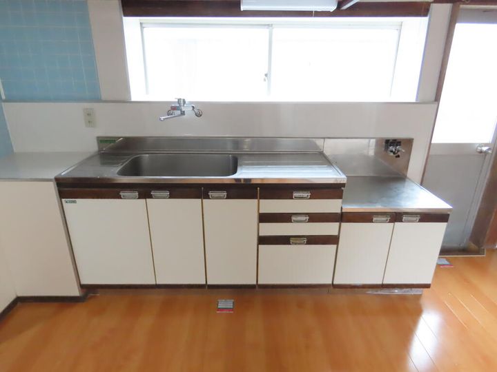 長崎県長崎市新戸町2(一戸建)の賃貸物件のキッチン