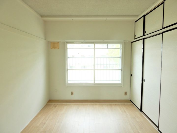 ビレッジハウス矢巾2号棟の居間