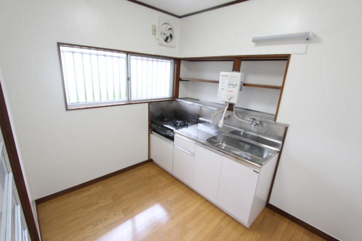 宮城県仙台市青葉区柏木1(一戸建)の賃貸物件のキッチン