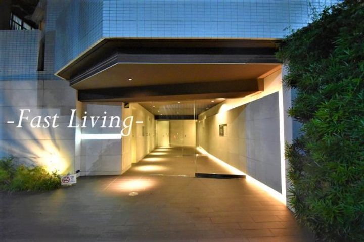 クレイシア神楽坂の外観