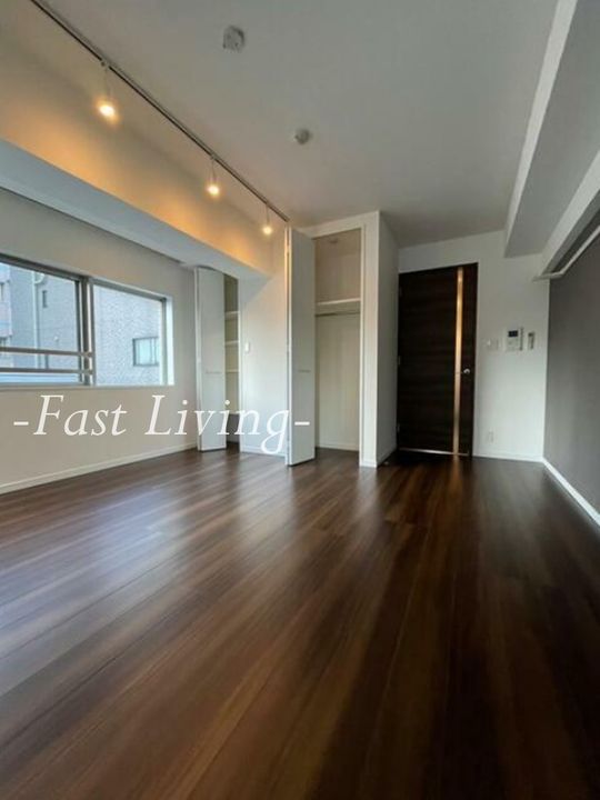 クレイシア神楽坂の居間