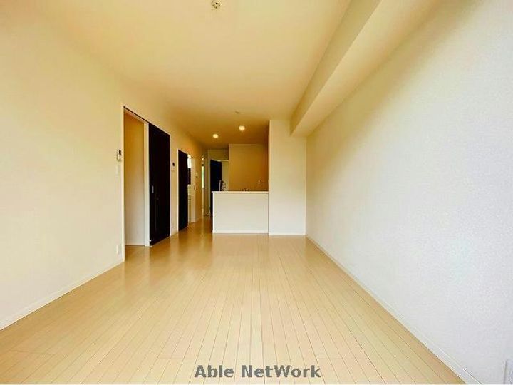 クレストールアベニューI・II・IIIの居間