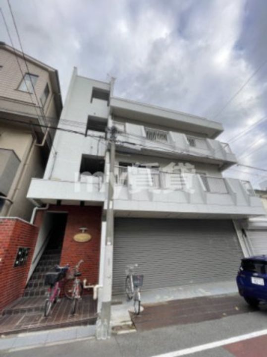 シャトー小林の外観