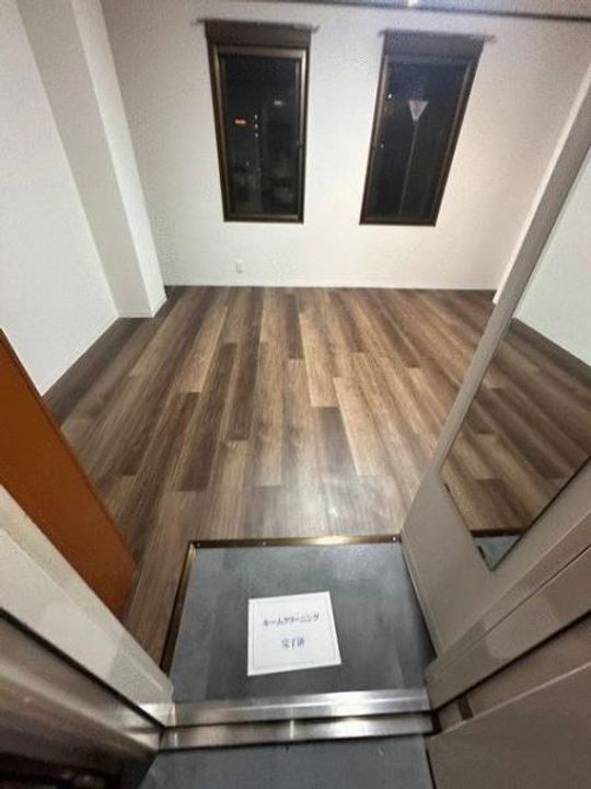 神奈川県川崎市中原区新丸子東1(マンション)の賃貸物件の玄関