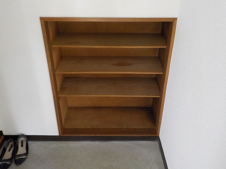 ポエトリータケダの玄関