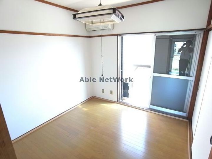 リバーサイド穂積の居間