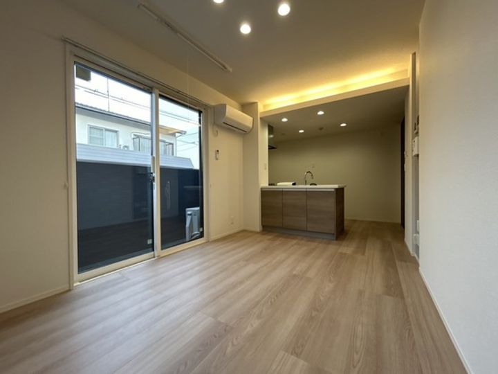 SHINYA BLDG.Vの居間