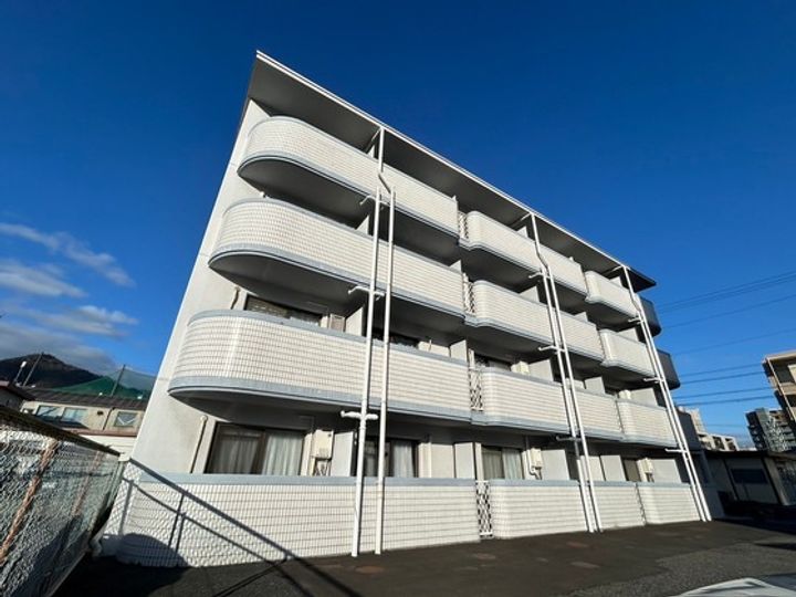 第1下原ビルの外観