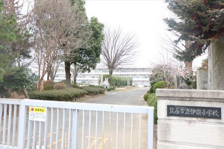 ラ・カージェ B棟の周辺