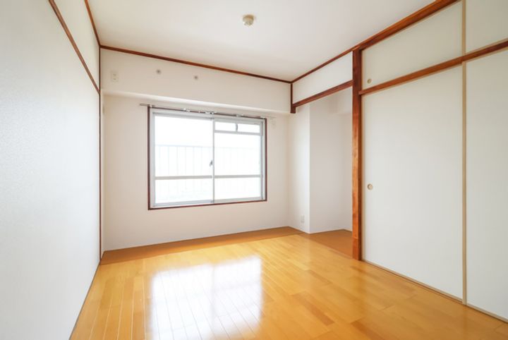 UR武庫川の内装