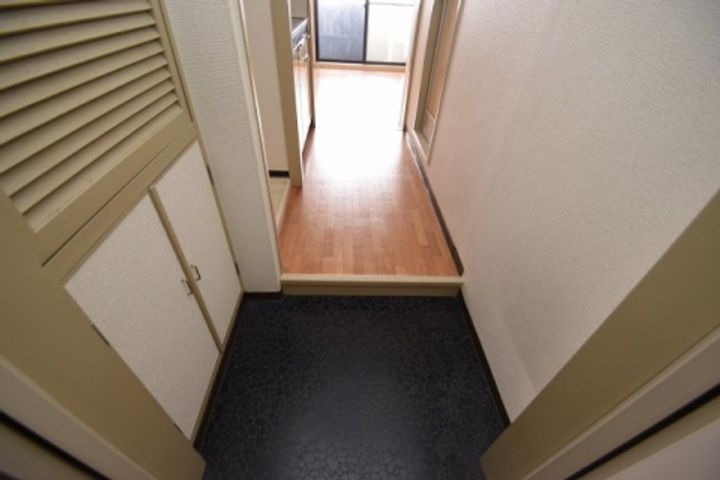 コスミティ高槻の玄関