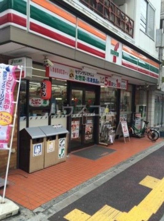 カーサ・カルムの周辺