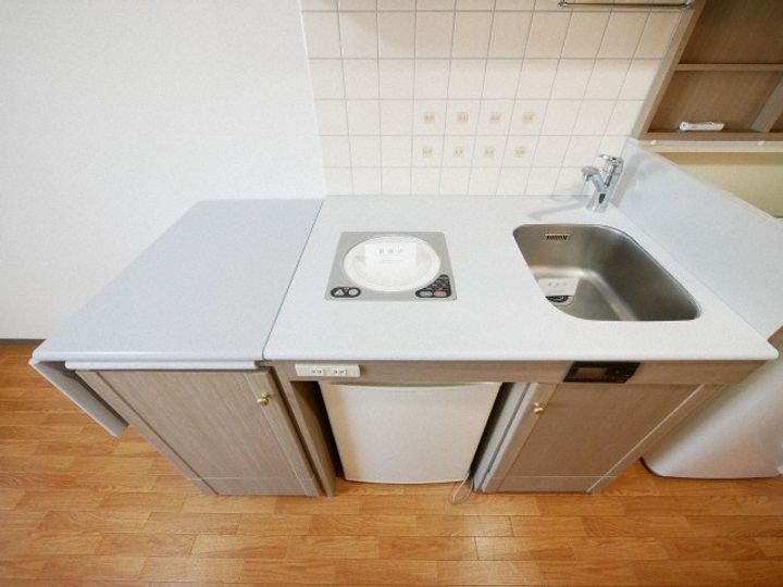 北海道札幌市中央区南八条西6(マンション)の賃貸物件のキッチン