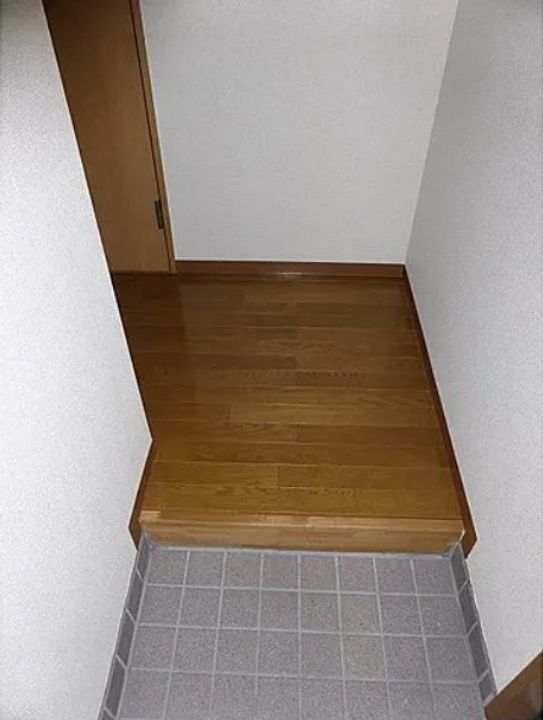 東京都江東区白河3(マンション)の賃貸物件の玄関